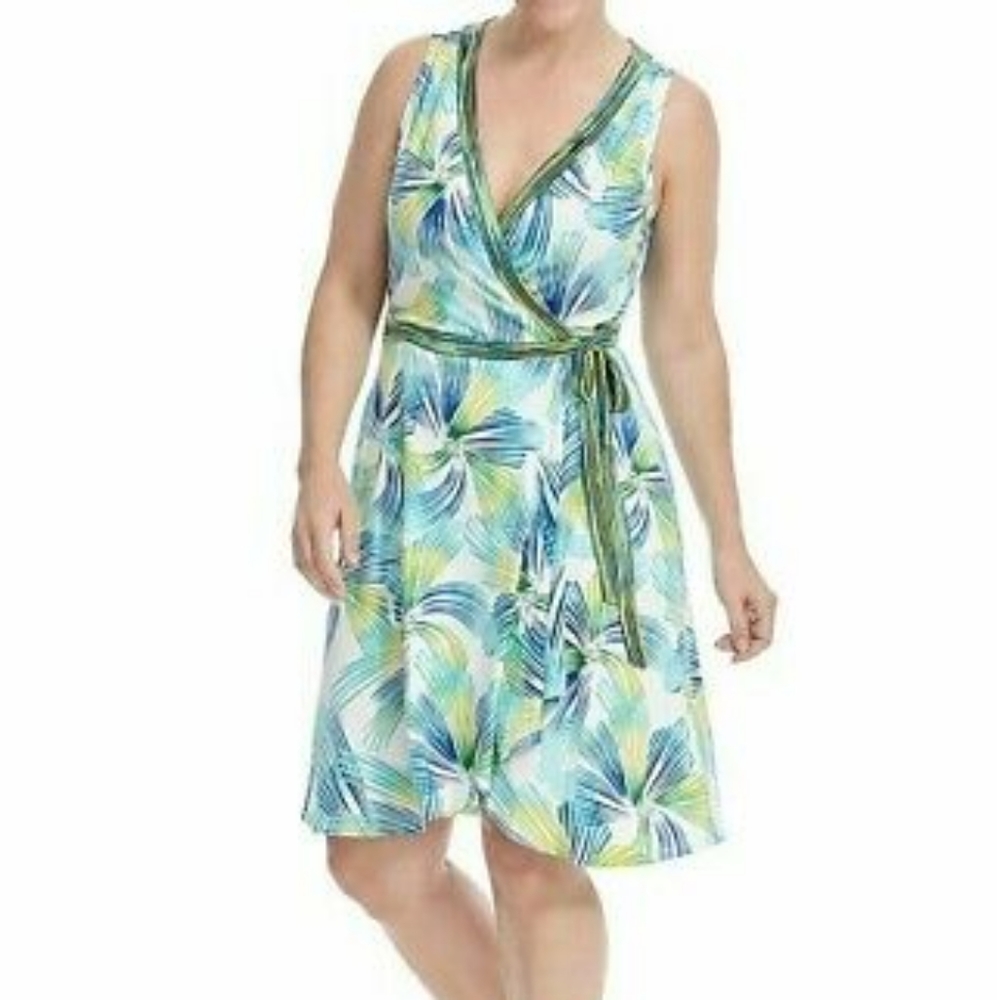 FLORAL FAUX WRAP DRESS